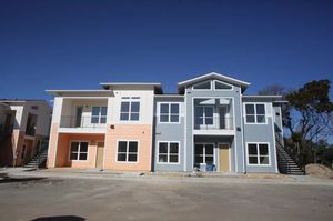 Westgate Grove Small