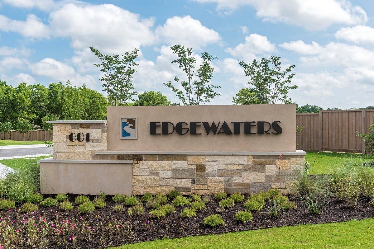 Edgewaters entrance